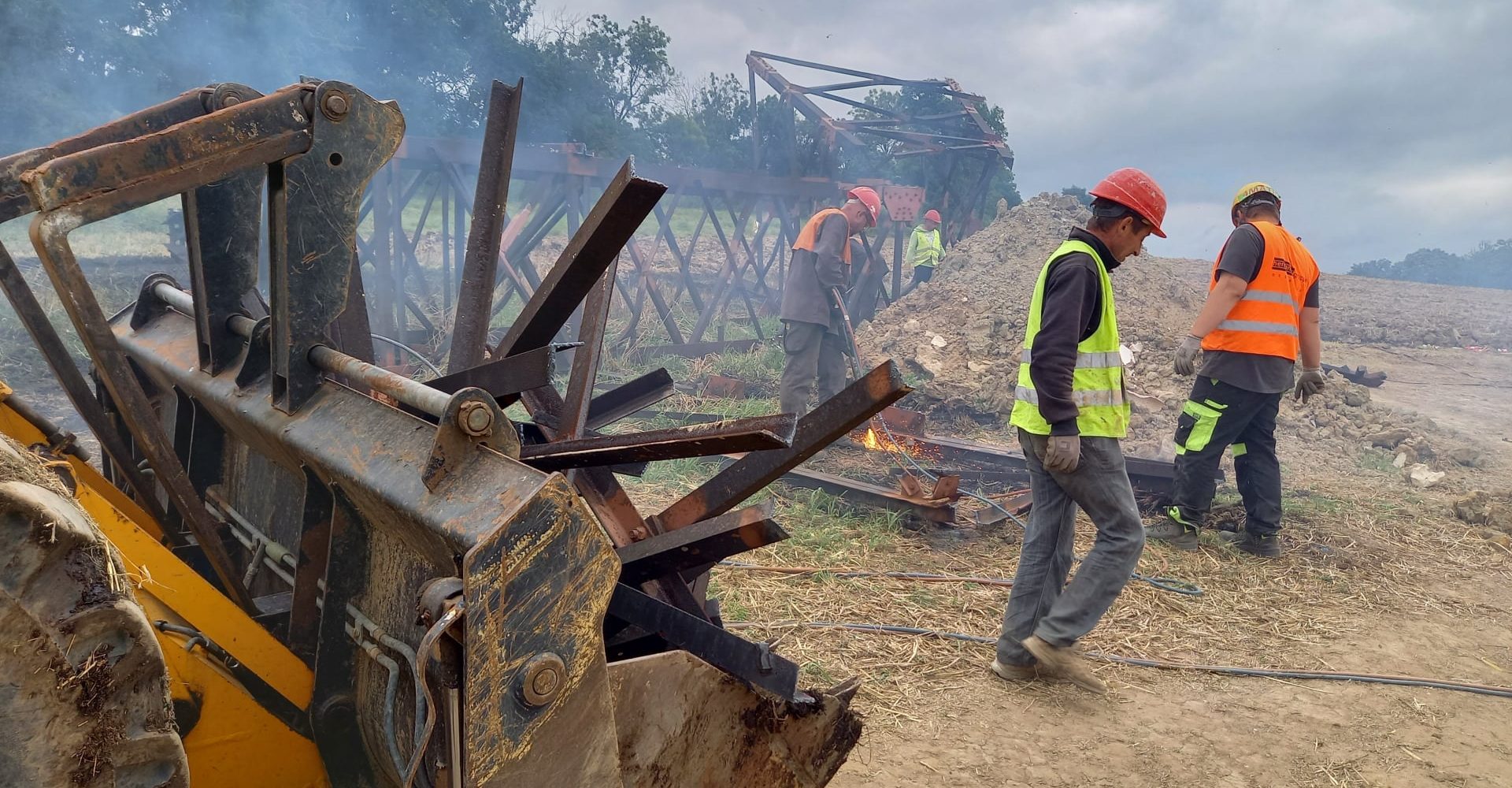 Demolice stožáry vysokého napětí ČEPS