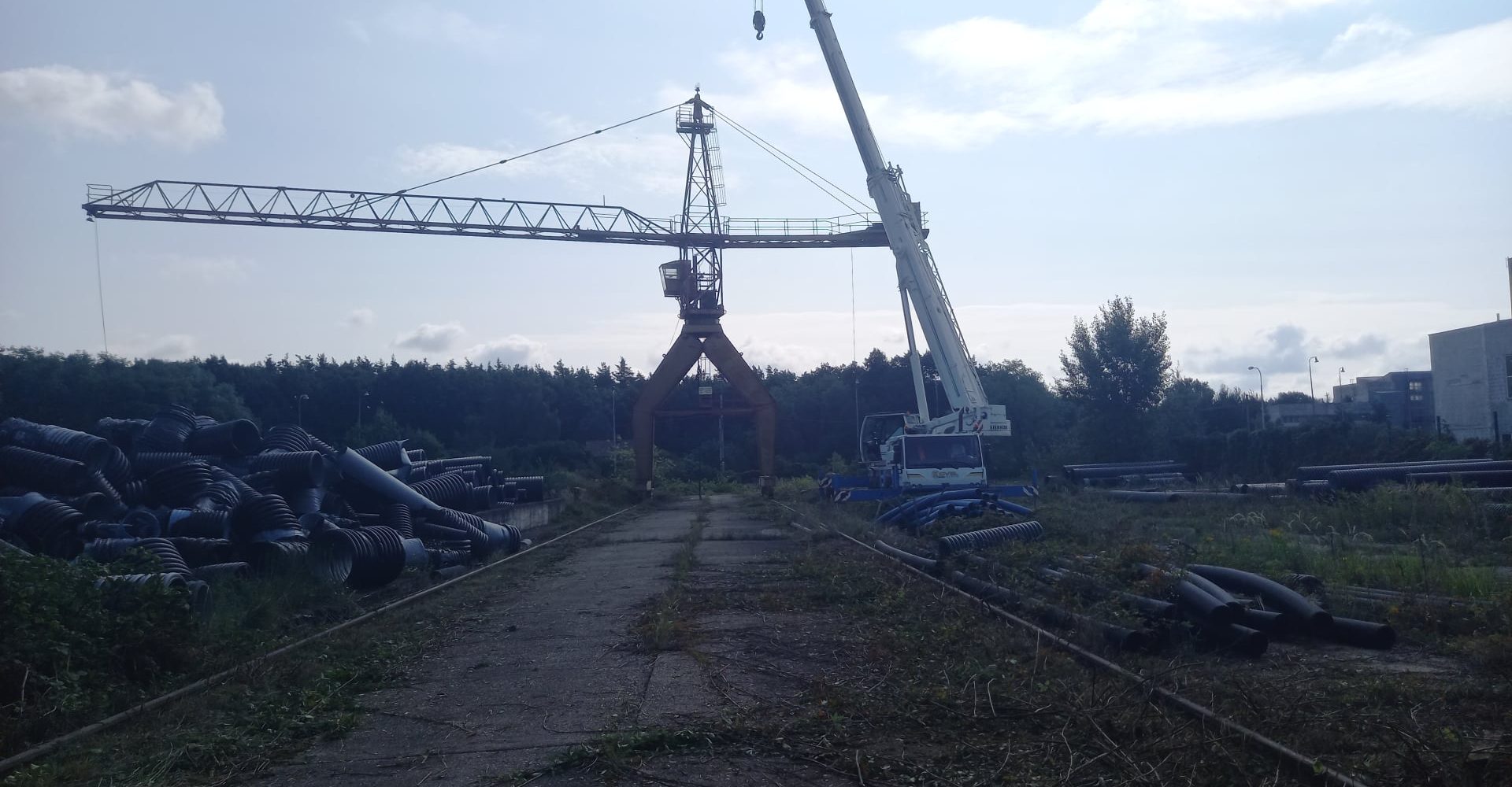 slovensko-demolice-jerabu-3